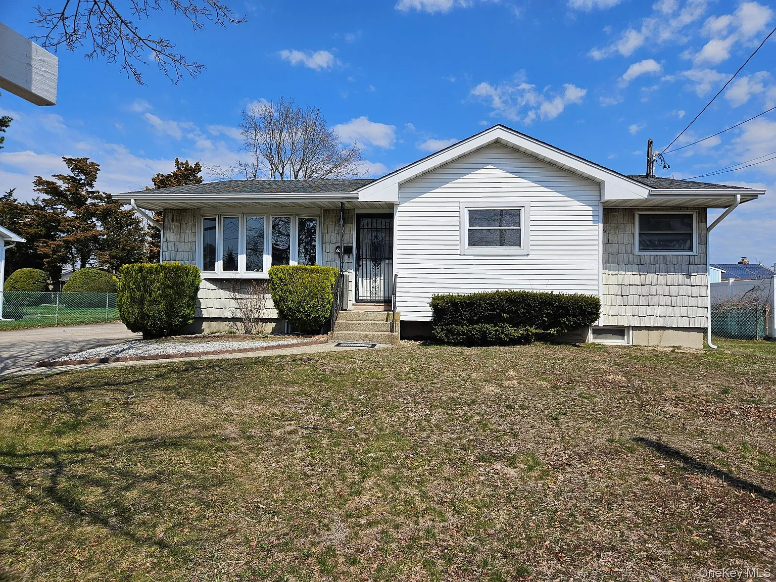 63 Voorhis Drive photo 1