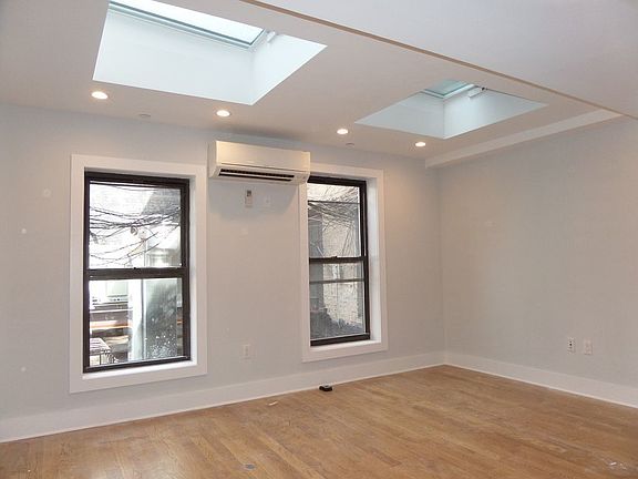 2nd image of 147 E 116th St APT 1