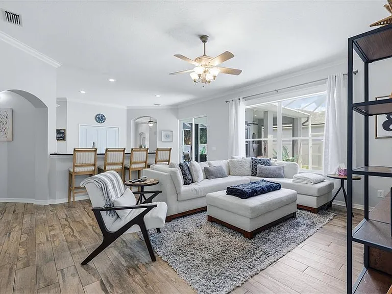 4617 Egmont Dr — Photo 17