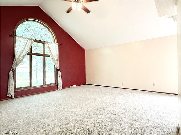4th image of 7673 Buchanan Dr