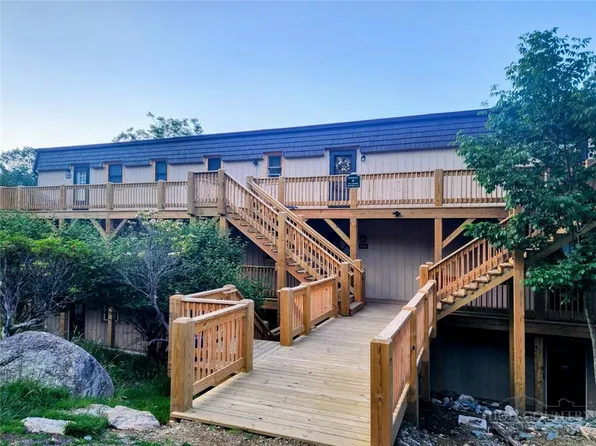 101 Lower Holiday Lane #B-305, Beech Mountain, NC 28604