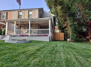 5927 Edgehill Dr, Alexandria, VA 22303
