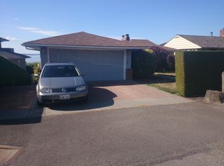 10003 Richwood Ave NW, Seattle, WA 98177