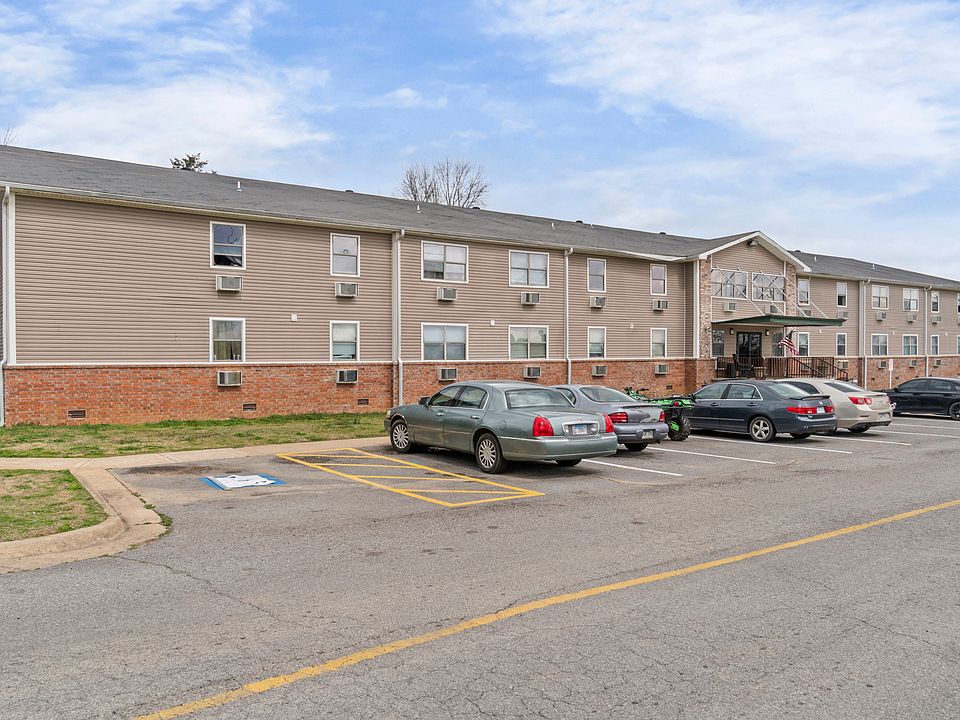 1st image of 99 Lawson Dr APT 128