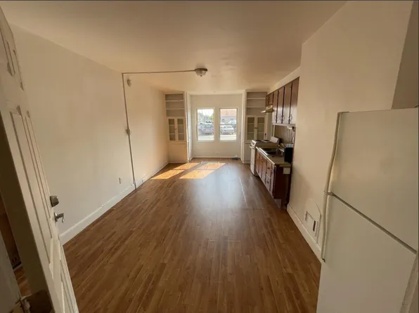 157 W High St Unit 1, Elkton, MD 21921