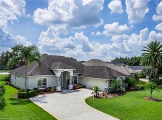 2764 Treasure Cay Ln, Sebring, FL 33875