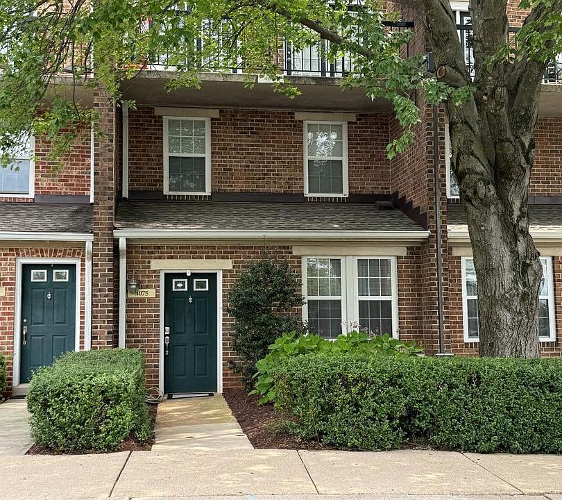 1st image of 4075 Chesterwood Dr #4075