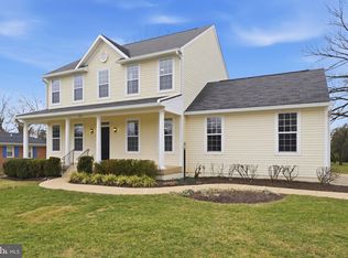 8310 Rolling Rd, Manassas, VA 20110