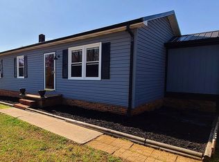 1121 Hoots Rd, Yadkinville, NC 27055
