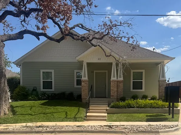 411 W Highland St, Denton, TX 76201