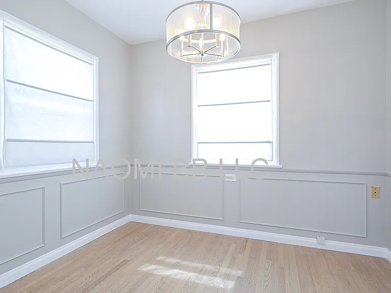 501 N Naomi St — Photo 11