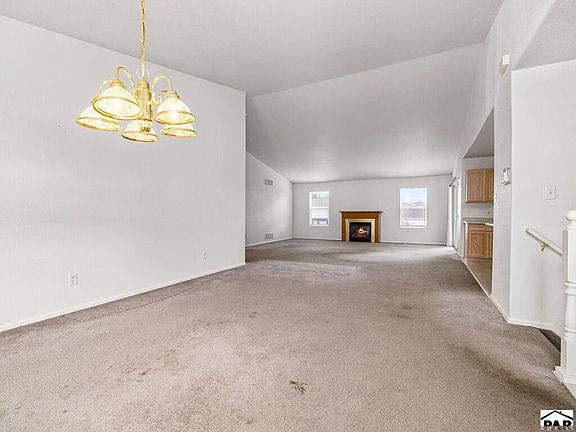 4th image of 5011 Sonoma Dr