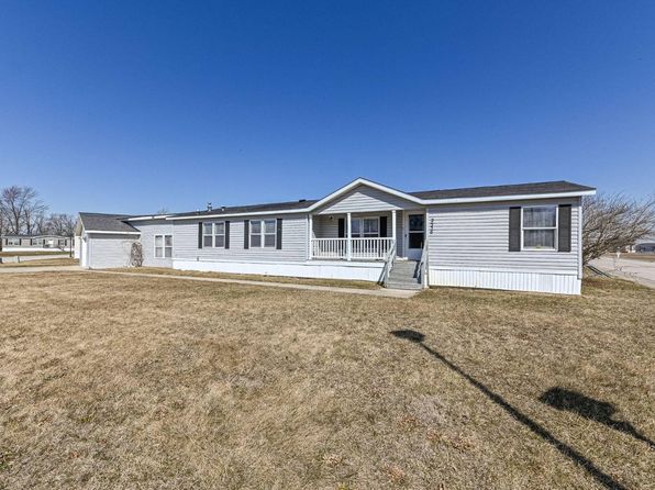 2556 E Autumn Lake Dr, Anderson, IN 46017