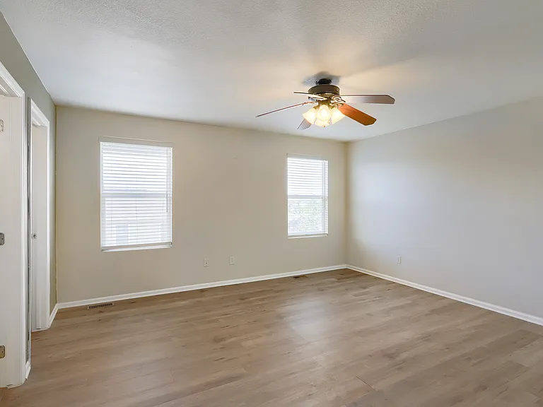5566 S Quemoy Cir — Photo 11