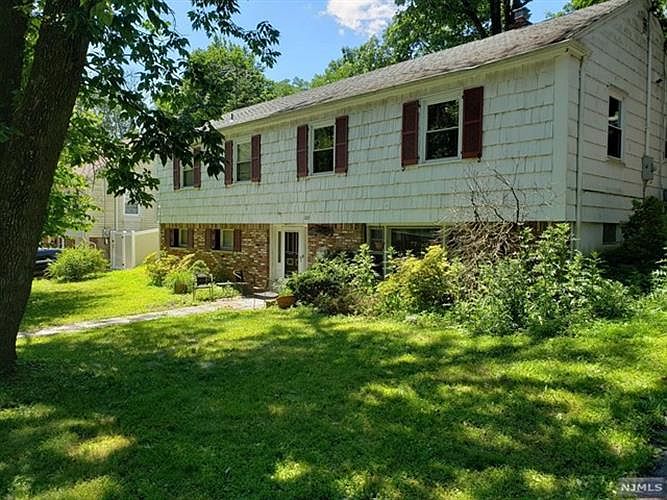 1st image of 109 Smull Ave