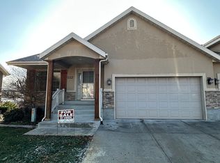 112 W Bamberger Way, Centerville, UT 84014