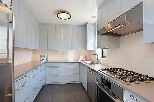 Rented by Corcoran | media 18