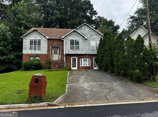 6364 Phillips Ct, Lithonia, GA 30058
