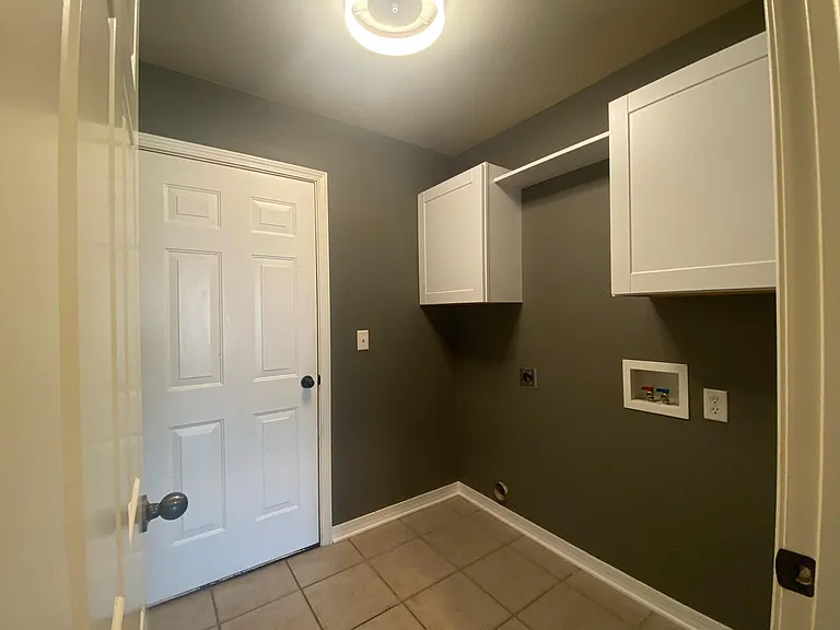 411 Curtis St — Photo 10
