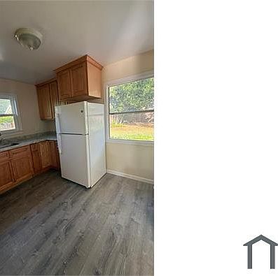 3rd image of 1194 Westminster Ave