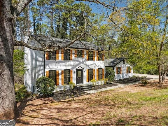 2nd image of 6364 Queen View Ln