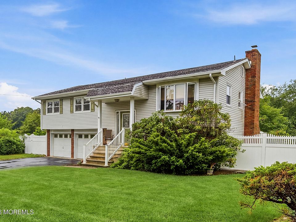 1st image of 652 Brookside Drive