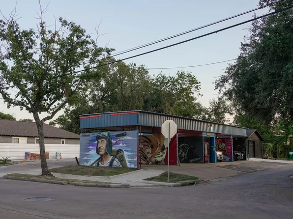 4400 Canal St, Houston, TX 77011