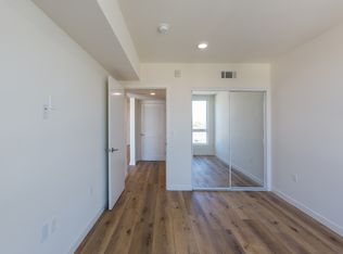 5229 Willowcrest Ave #406-302, North Hollywood, CA 91601