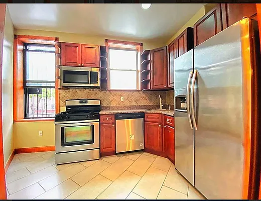 Rented by Corcoran | media 21