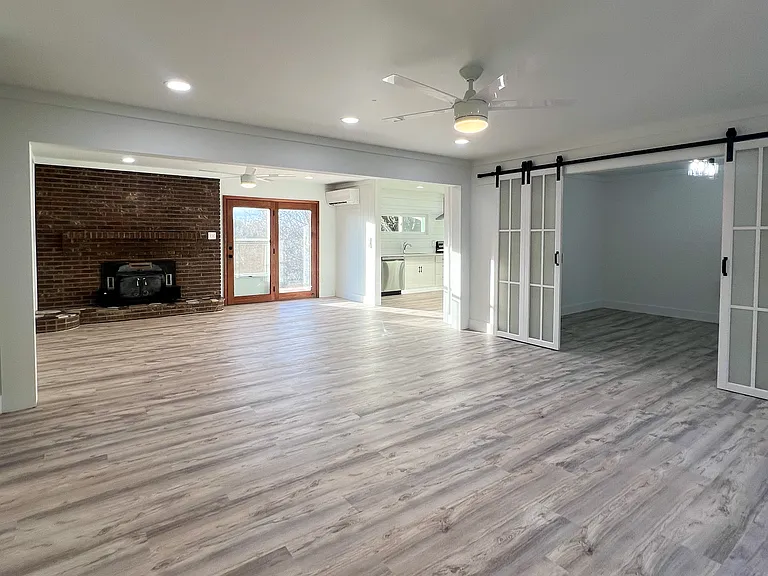 245 N Windy Ridge Rd — Photo 12