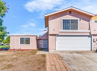 33162 Lake Pyramid St, Fremont, CA 94555