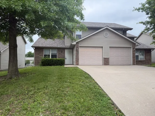 5305-5307 Currituck Ln