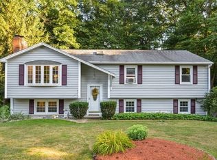 30 Cardinal Dr, Dudley, MA 01571