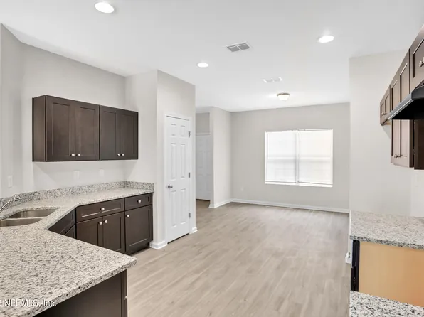 14312 LYLE Road, Jacksonville, FL 32218
