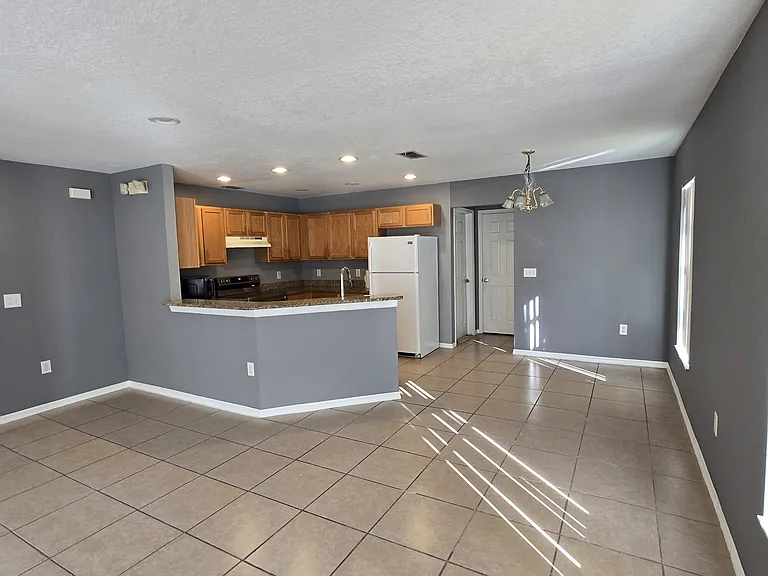 4452 Great Harbor Ln — Photo 2