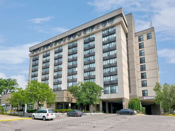 2737 Keele St #213, Toronto, ON M3M 2E9