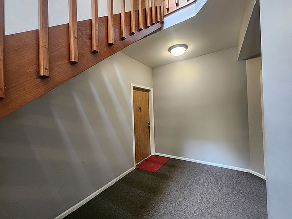 3rd image of 1251 Bradwell Ln APT B
