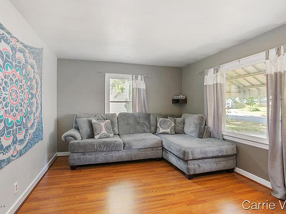 5th image of 1310 Edith Ave NE