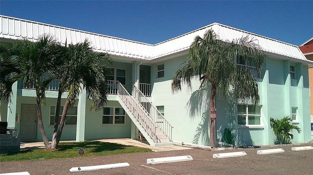 1 bed, 1.0 bath, 560 sqft, $1,600 — Photo 1
