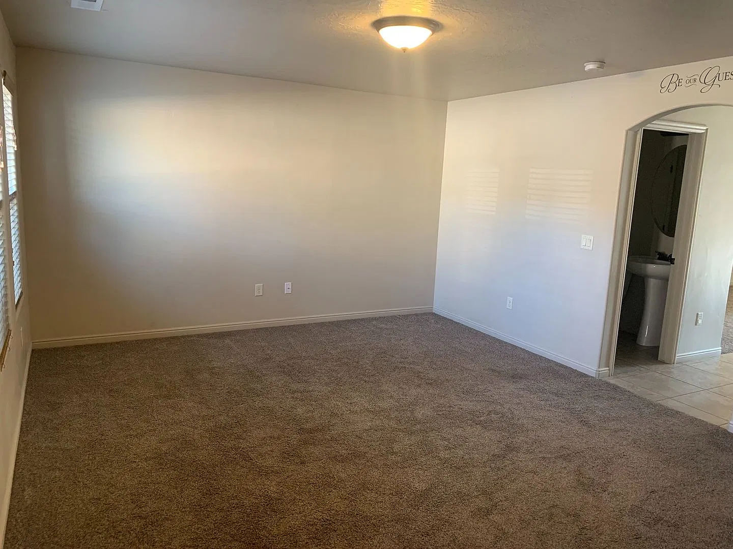 Great Fossil Hills Townhouse! — Photo 3