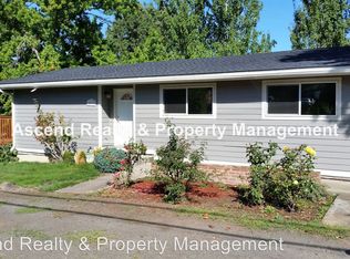 10375 SW McDonald St, Tigard, OR 97224