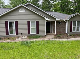 7113 Chaucer Ln, Box springs, GA