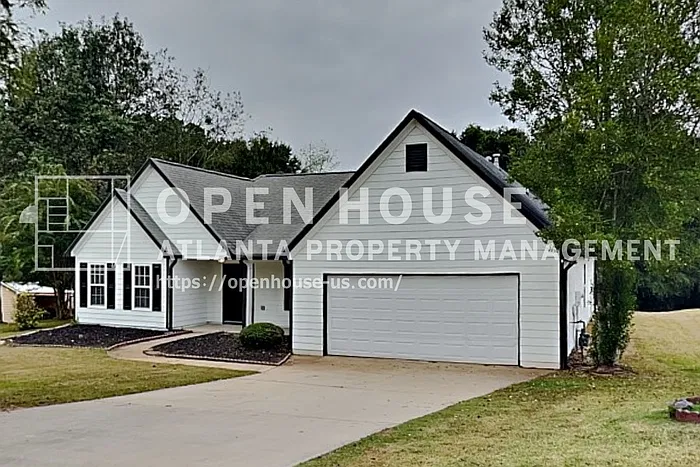 3 bed, 2.0 bath, 1914 sqft, $2,095 — Photo 1