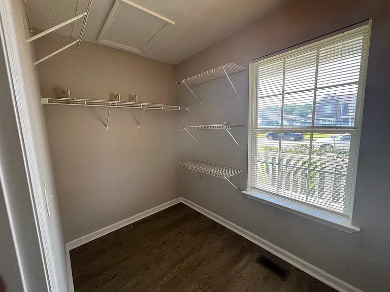 2812 Hydes Ferry Rd — Photo 24
