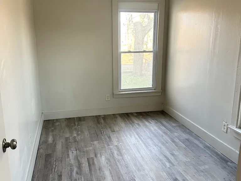 1050 Lakewood St #1S — Photo 17