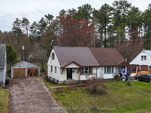 59 Rutherford Ave, Deep River, ON K0J 1P0