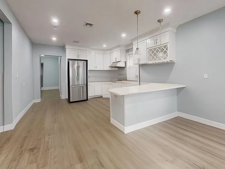 326 Cherry St #2B — Photo 2