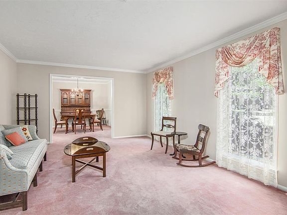 5th image of 2603 Parkdale Dr