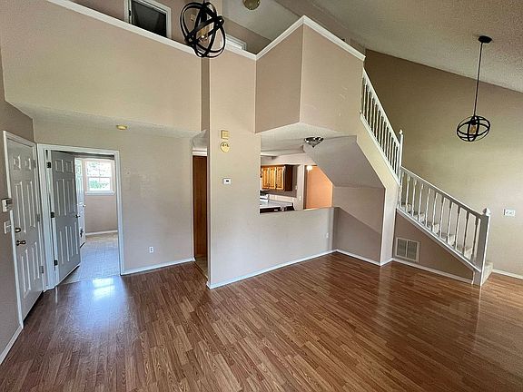 5th image of 321 Bobwhite Dr