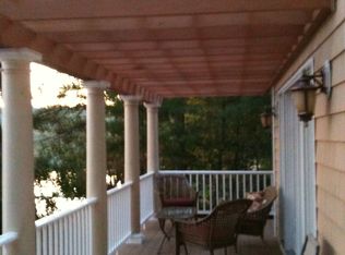 203 W Main St, Hopkinton, MA 01748